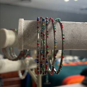 Set of 6 Bracelet Bangle with colorful beads and silver tone